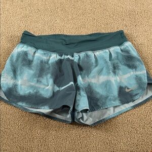 💥3/$20 Nike Women’s Teal and Light Blue Tie-Dye Athletic Shorts